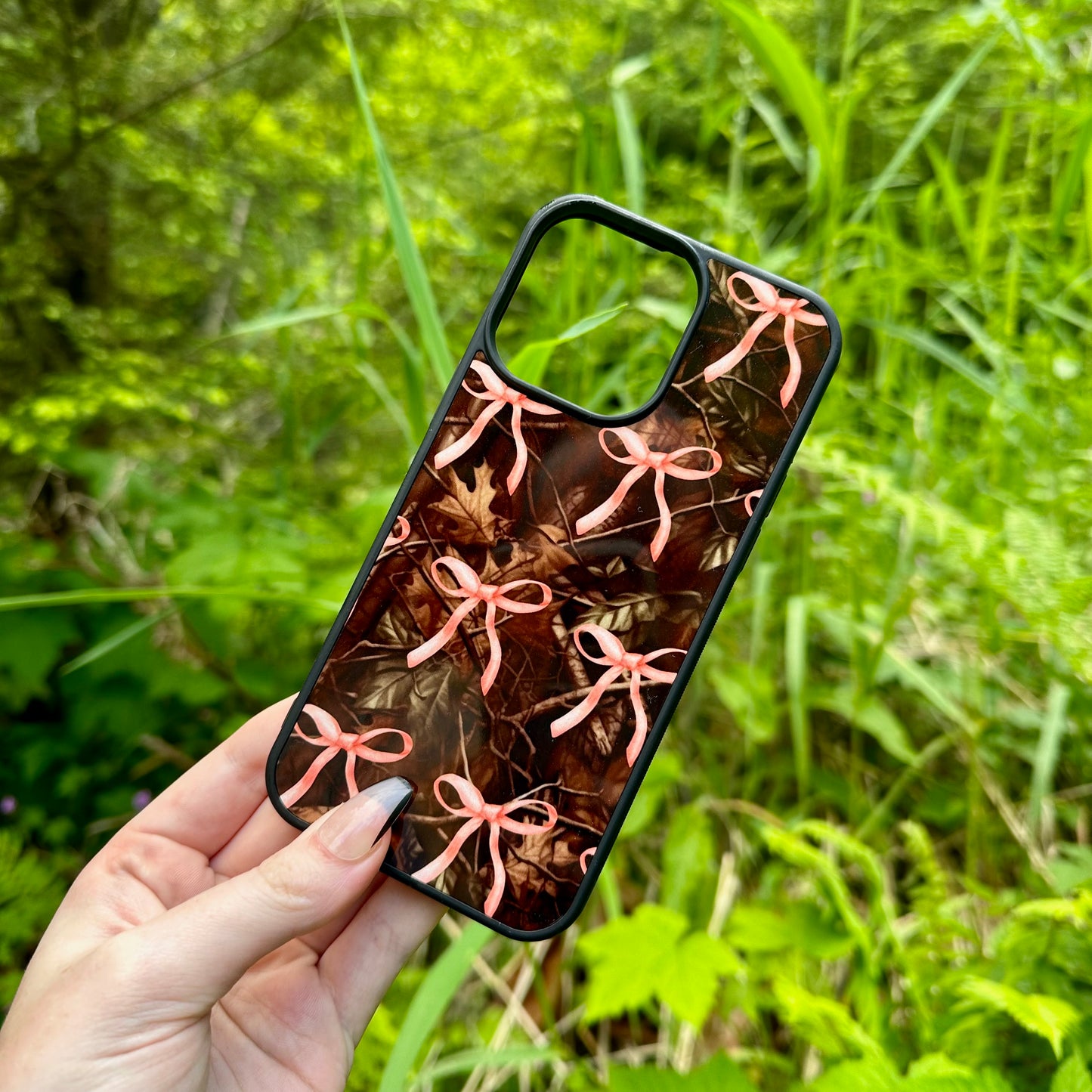 Camo bow phone case