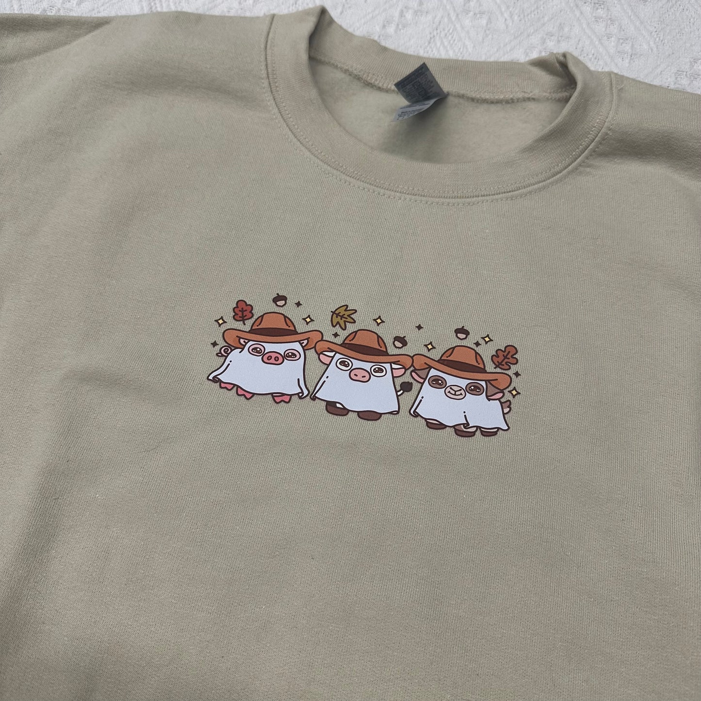 Cowboy farm animal Ghost Crewneck – Fall Western Gildan Unisex Sweatshirt