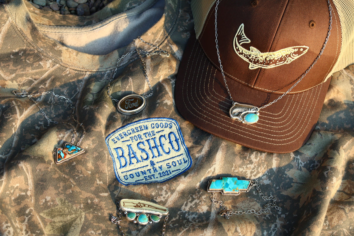 Emblem Camo crew