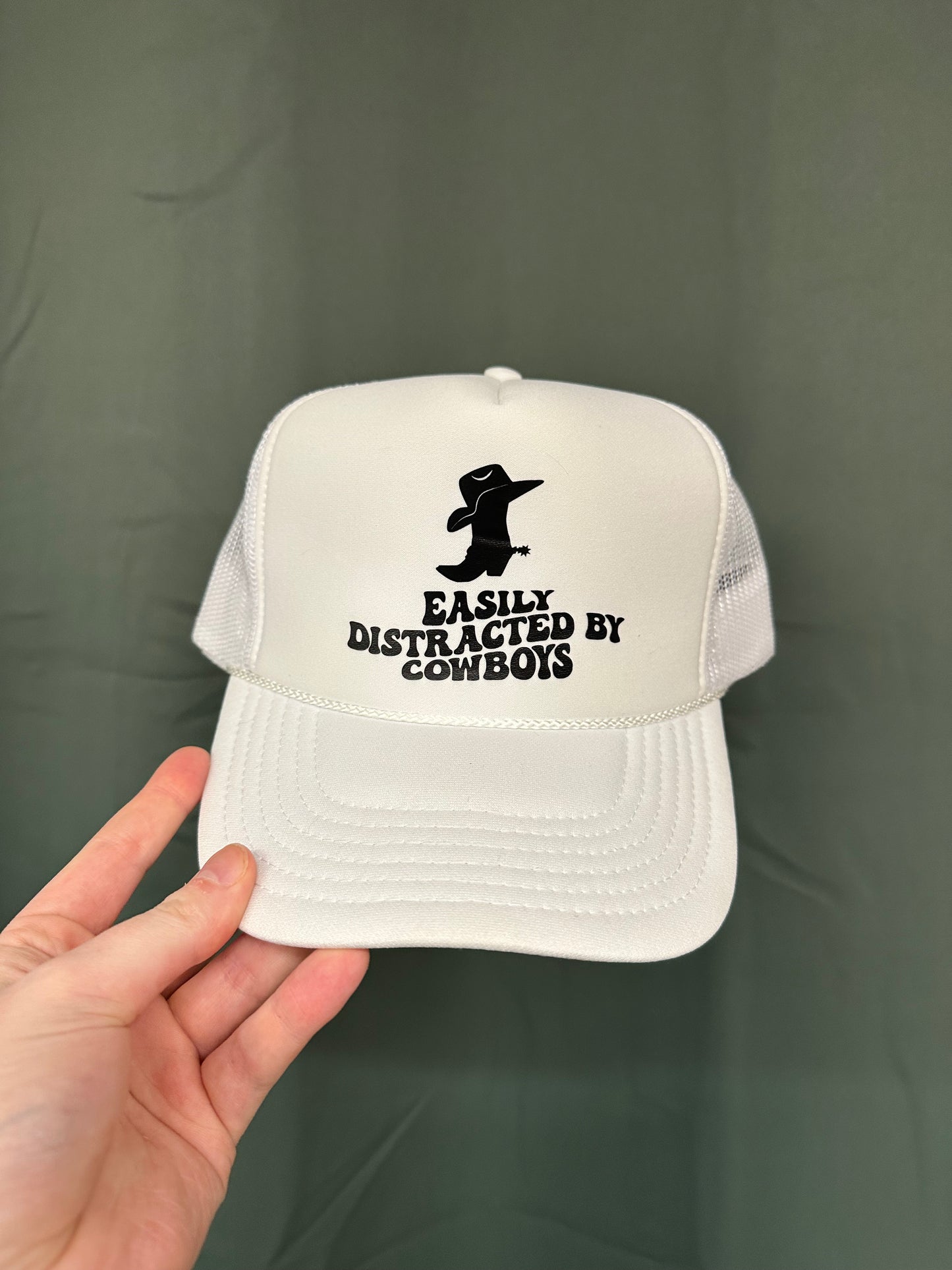 Easily distracted by cowboys trucker hat - Destach