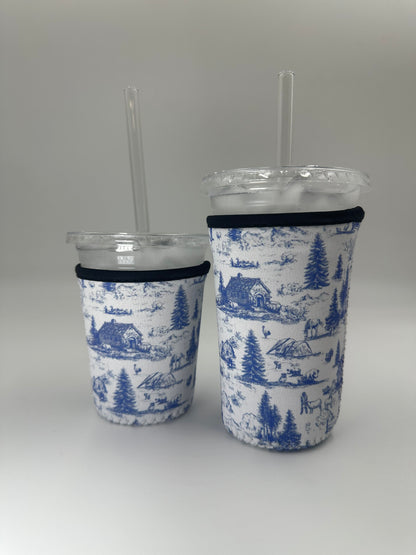 Western Barn Toile Coffee Sleeve | Reusable Neoprene Iced Coffee Cup Cover (16–24oz)