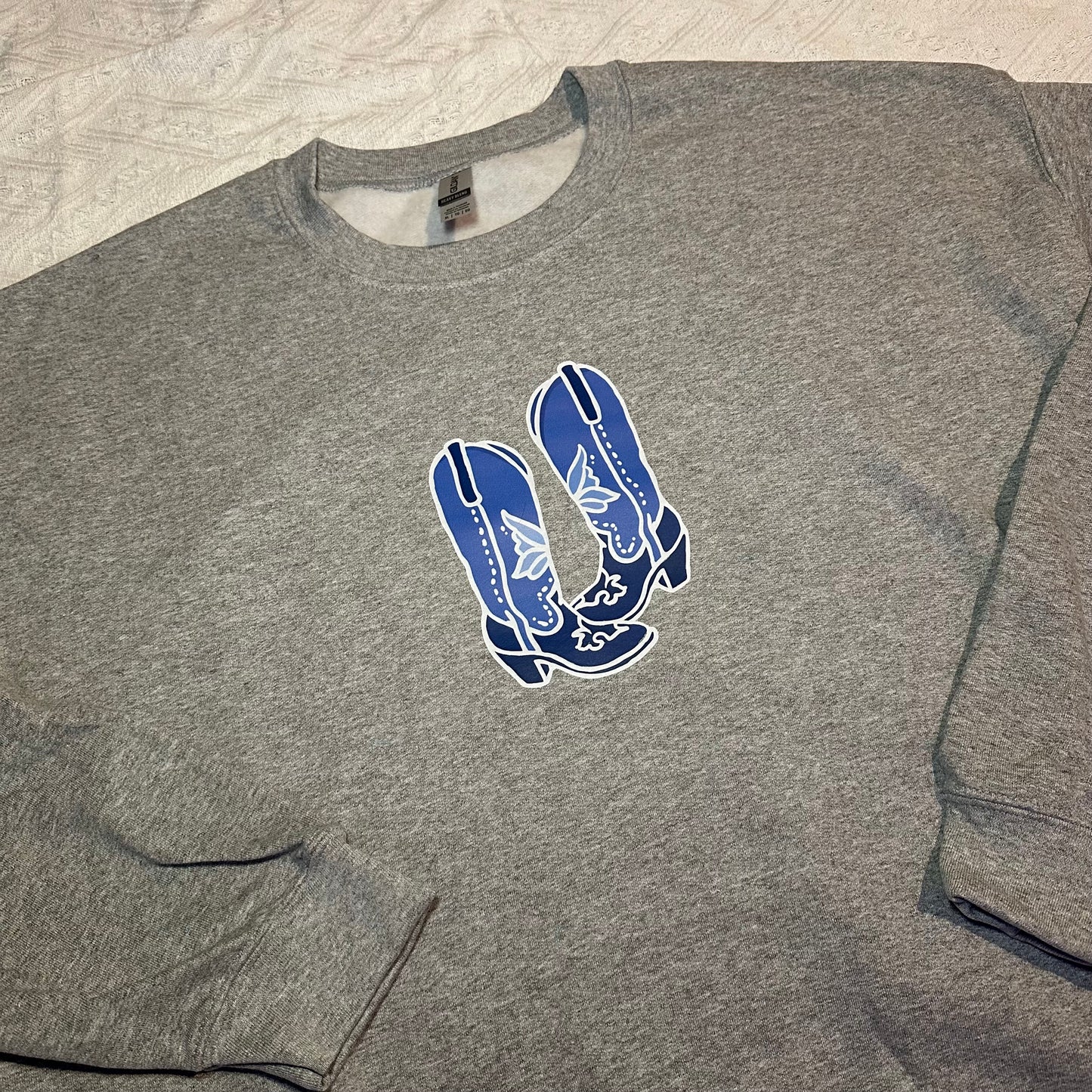 Blue bow boots crewneck | western boots sweatshirt