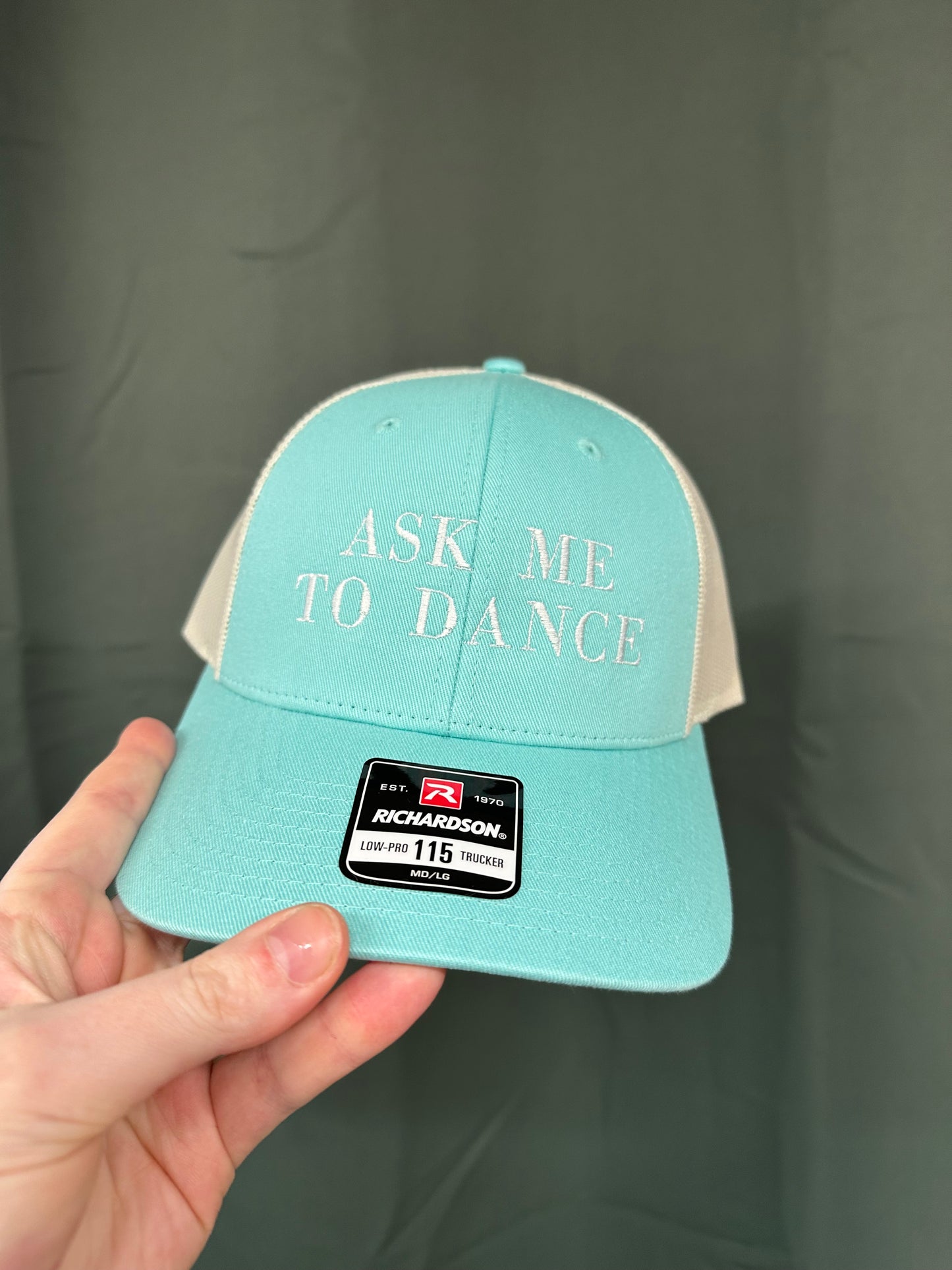 Ask me to dance trucker - Destach