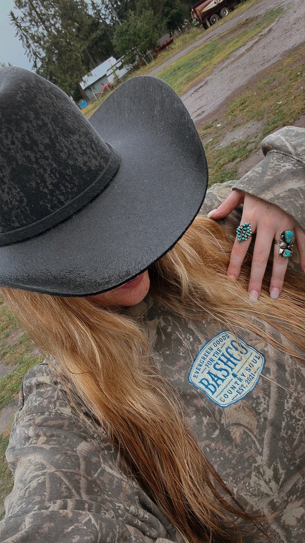 Emblem Camo crew