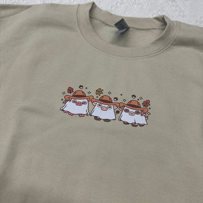 Cowboy farm animal Ghost Crewneck – Fall Western Gildan Unisex Sweatshirt